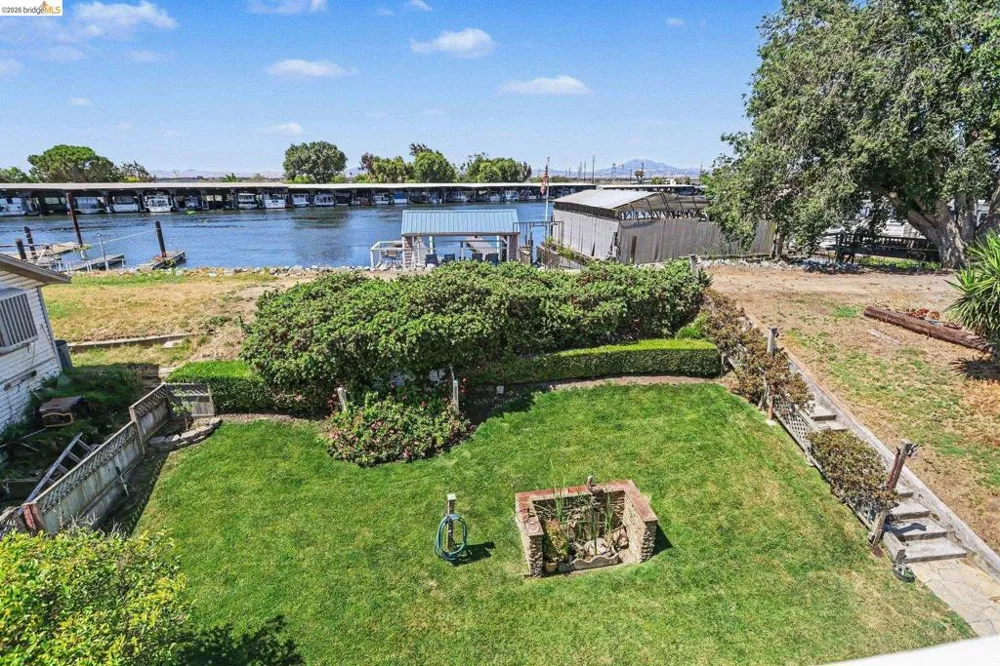 611 Riverview Pl Bethel Island, CA 94511