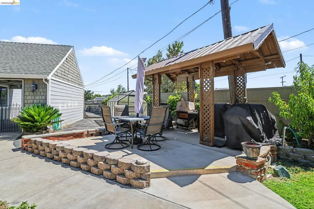 611 Riverview Pl Bethel Island, CA 94511