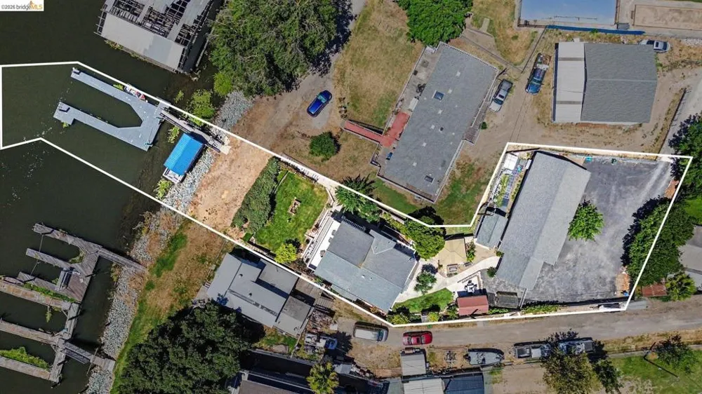 611 Riverview Pl Bethel Island, CA 94511