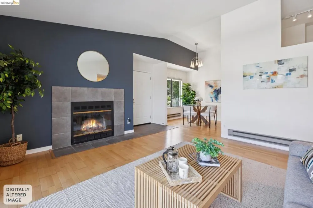 6 Schooner Ct Richmond, CA 94804