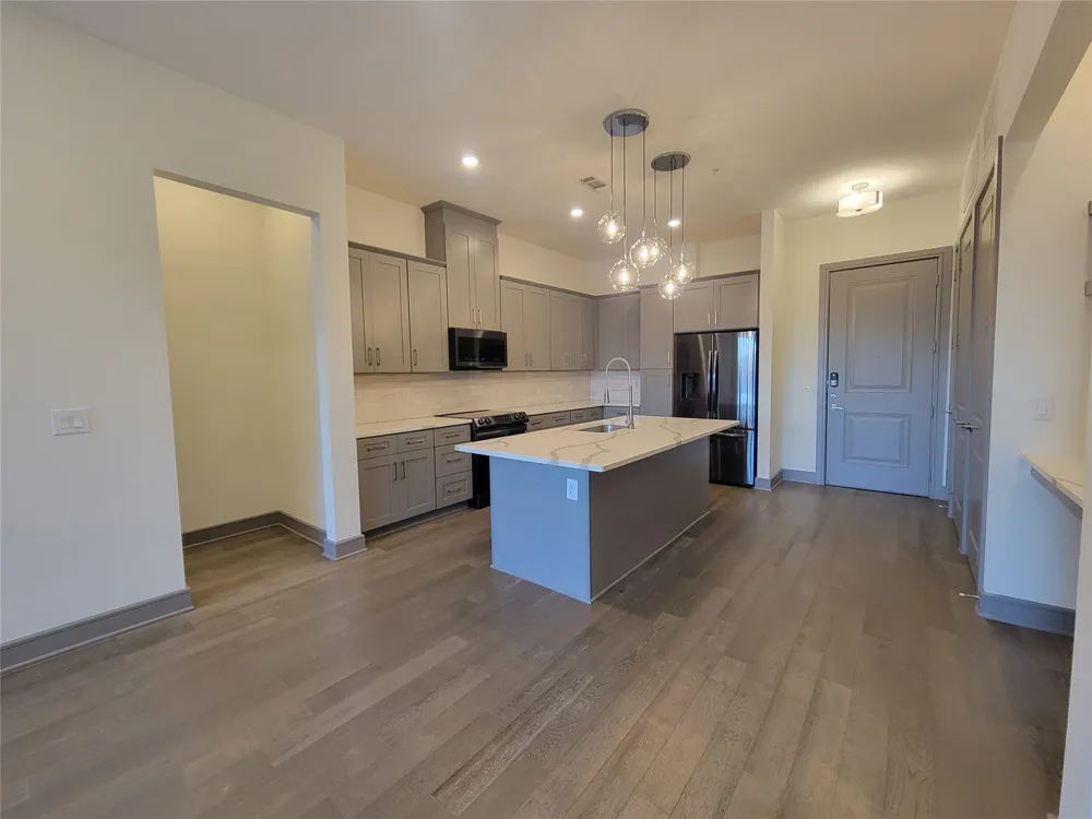 2700 Old Denton Road #1017 Carrollton, TX 75007