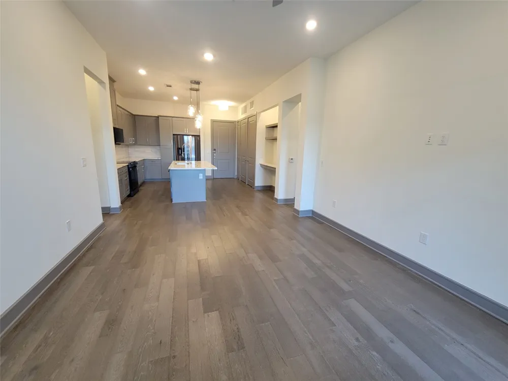 2700 Old Denton Road #1017 Carrollton, TX 75007