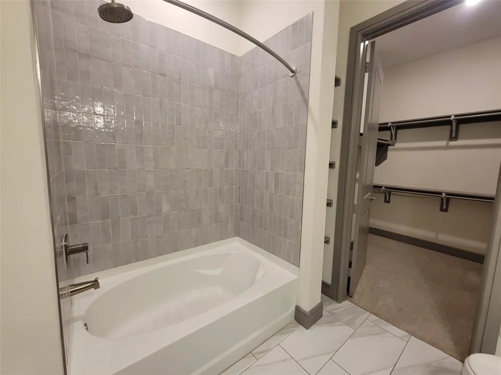 2700 Old Denton Road #1017 Carrollton, TX 75007