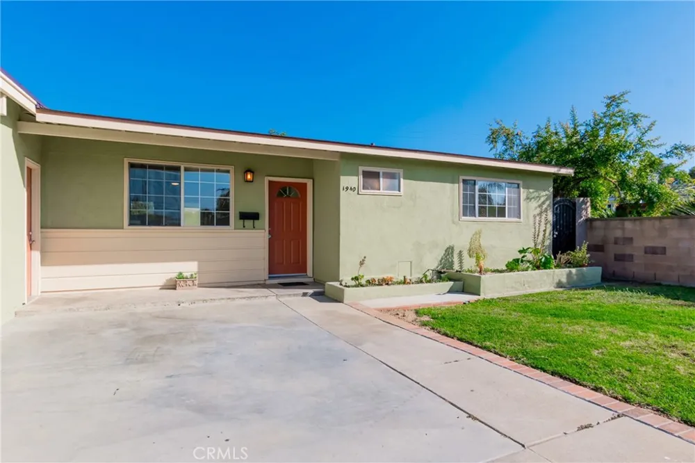 1940 E Walnut Creek Pkwy West Covina, CA 91791