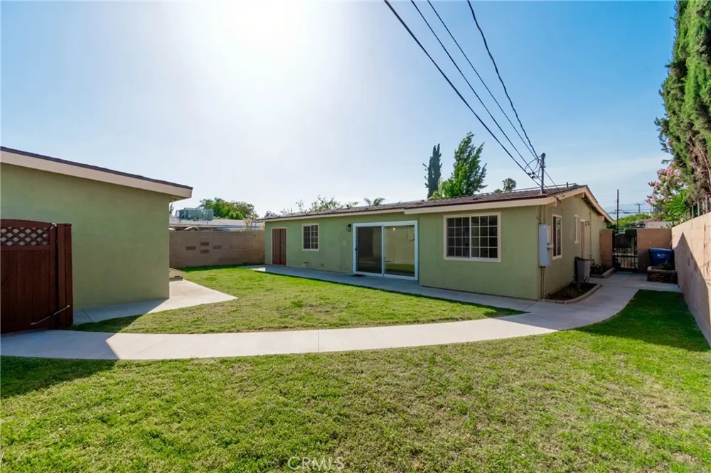 1940 E Walnut Creek Pkwy West Covina, CA 91791