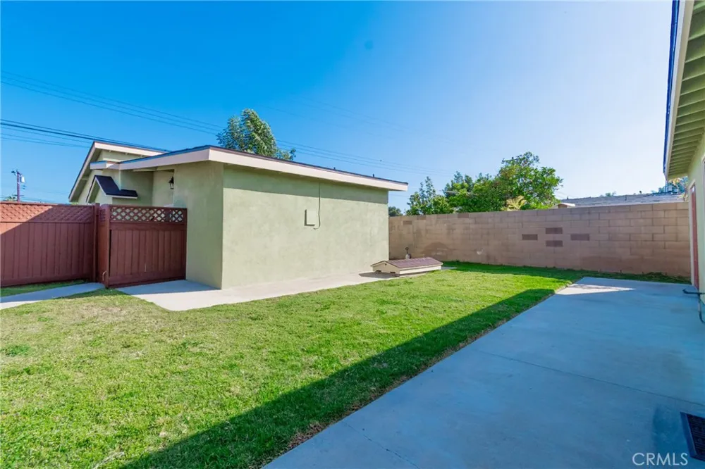 1940 E Walnut Creek Pkwy West Covina, CA 91791