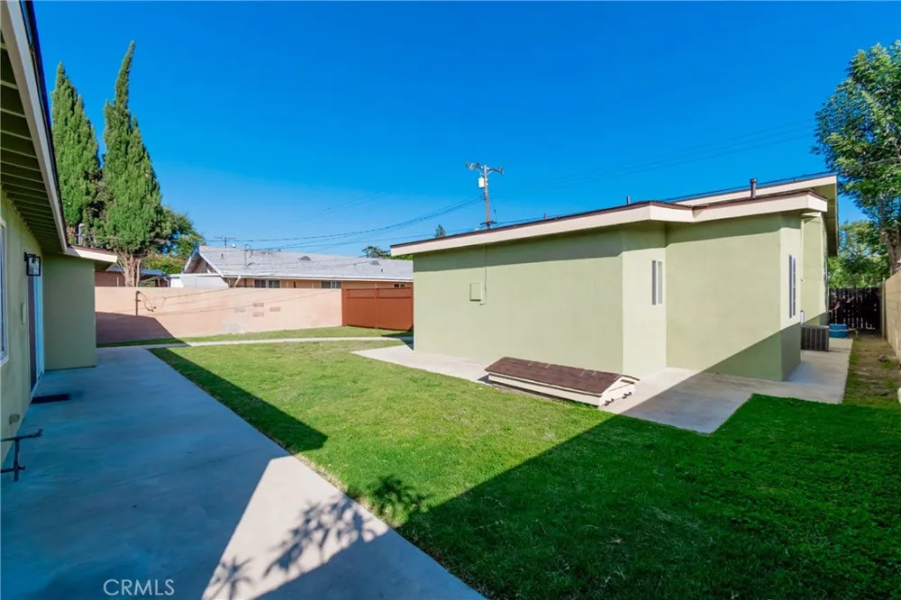 1940 E Walnut Creek Pkwy West Covina, CA 91791