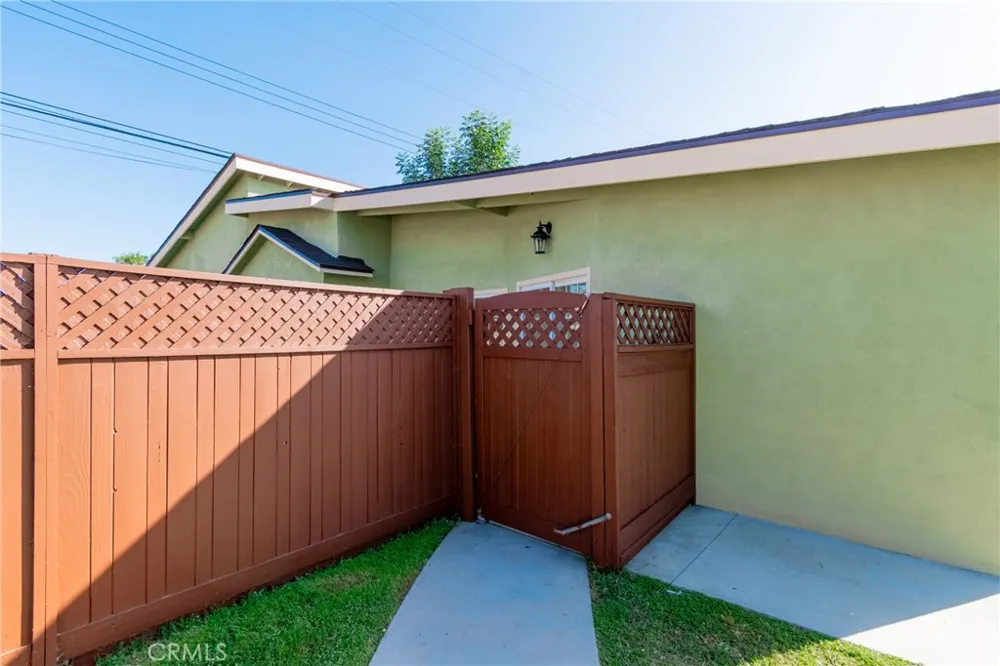 1940 E Walnut Creek Pkwy West Covina, CA 91791