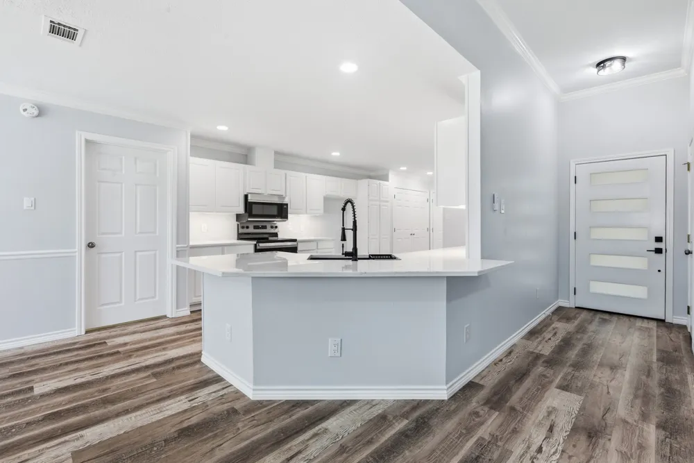 318 Landsburg Lane College Station, TX 77845