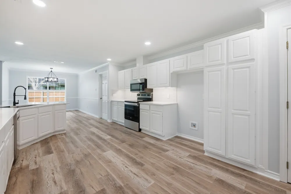 318 Landsburg Lane College Station, TX 77845