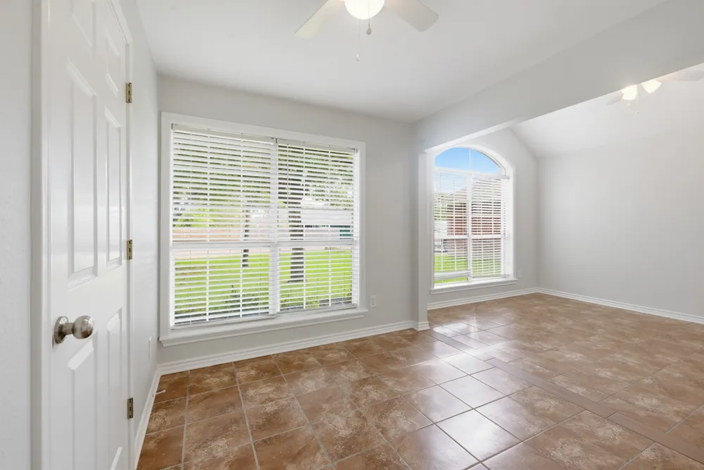 318 Landsburg Lane College Station, TX 77845