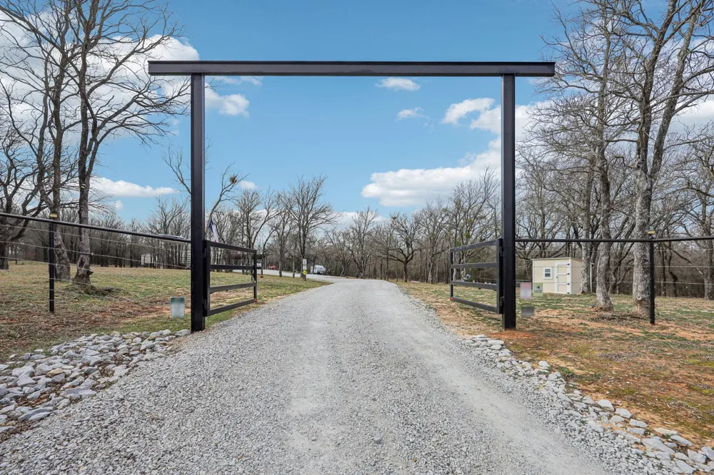 189 County Road 4767 Boyd, TX 76023