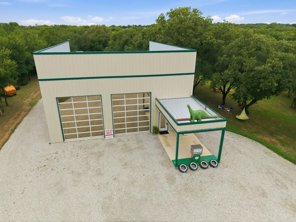 189 County Road 4767 Boyd, TX 76023