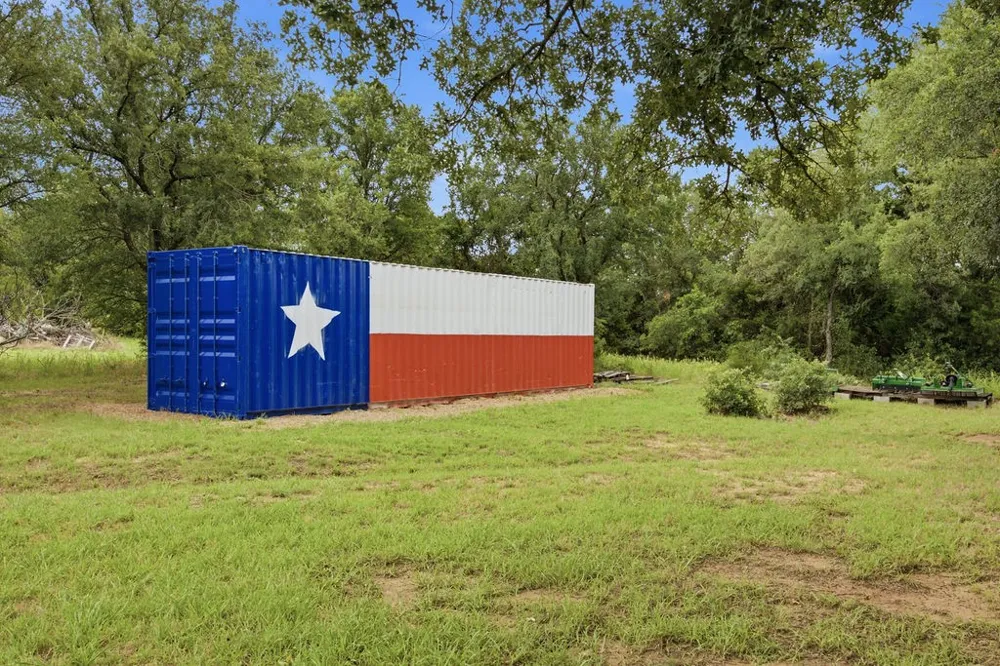 189 County Road 4767 Boyd, TX 76023