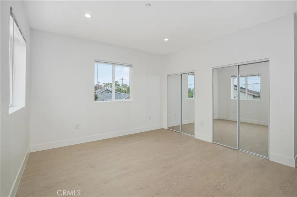 16623 Lake Avenue Paramount, CA 90723