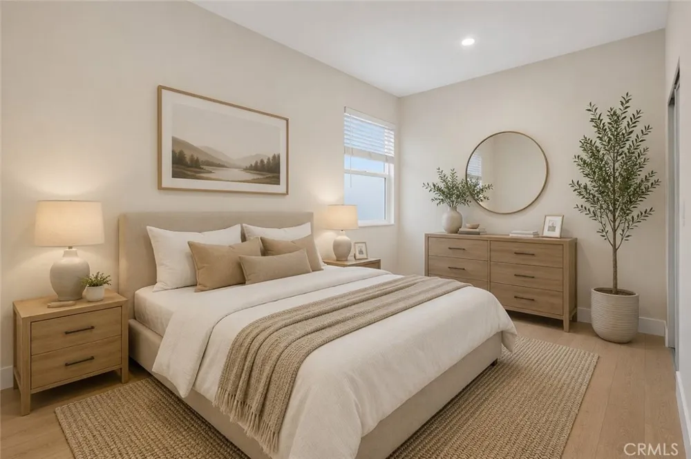 16623 Lake Avenue Paramount, CA 90723