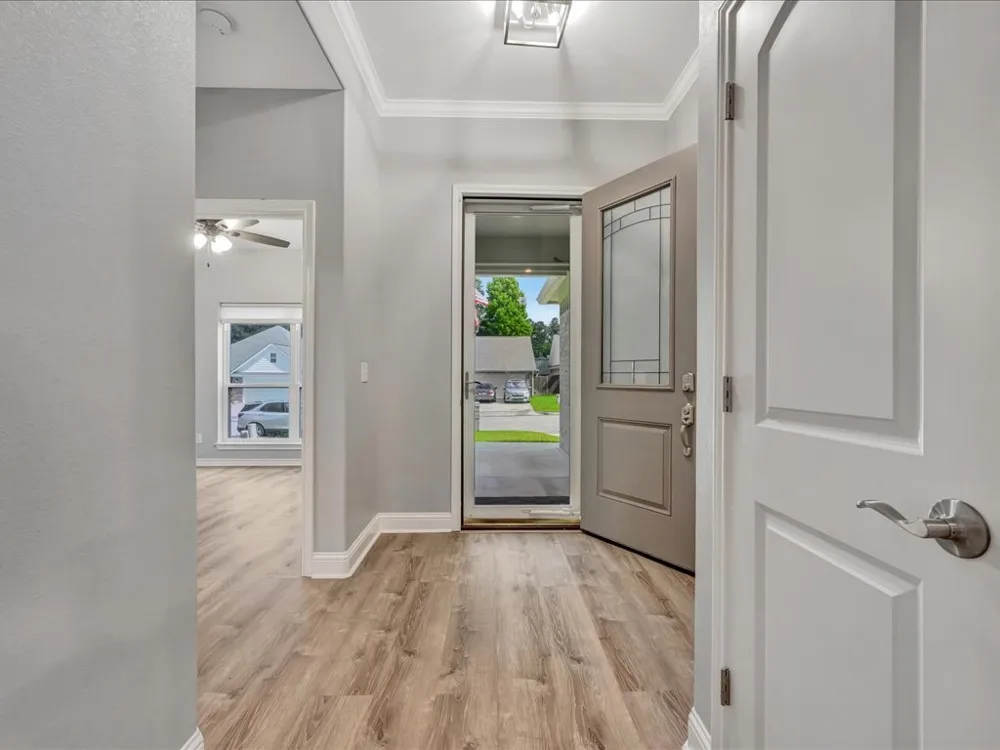 309 Saddle Brook Drive Lufkin, TX 75904