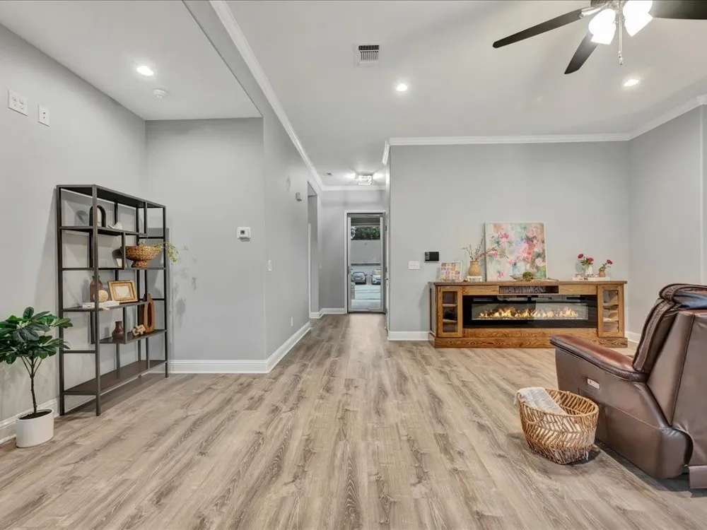 309 Saddle Brook Drive Lufkin, TX 75904