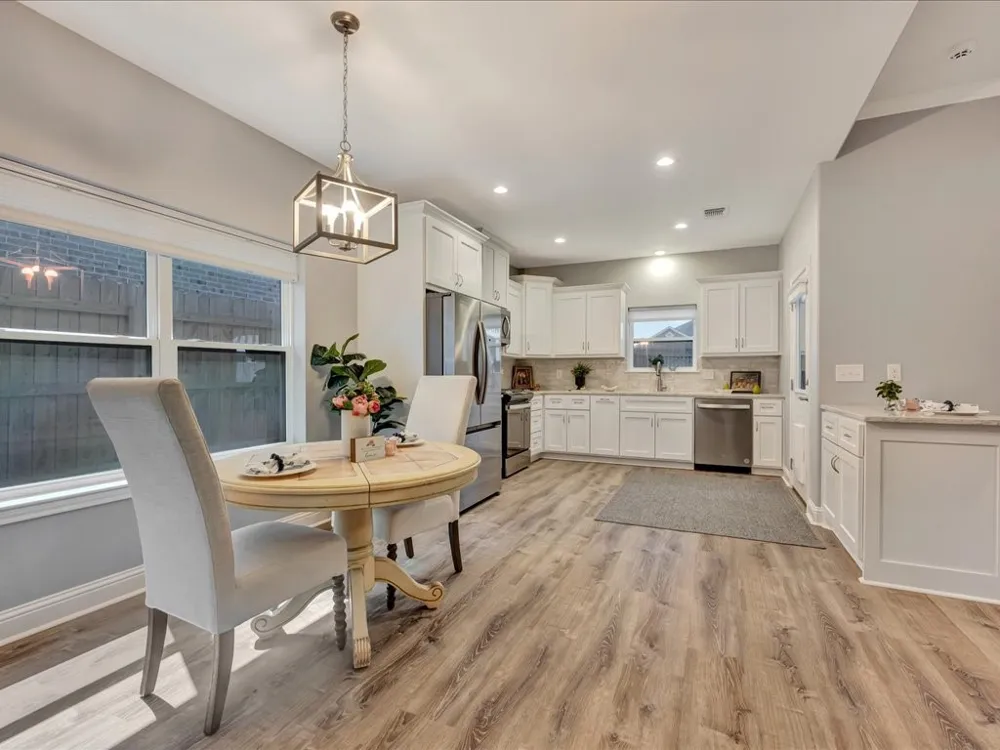 309 Saddle Brook Drive Lufkin, TX 75904