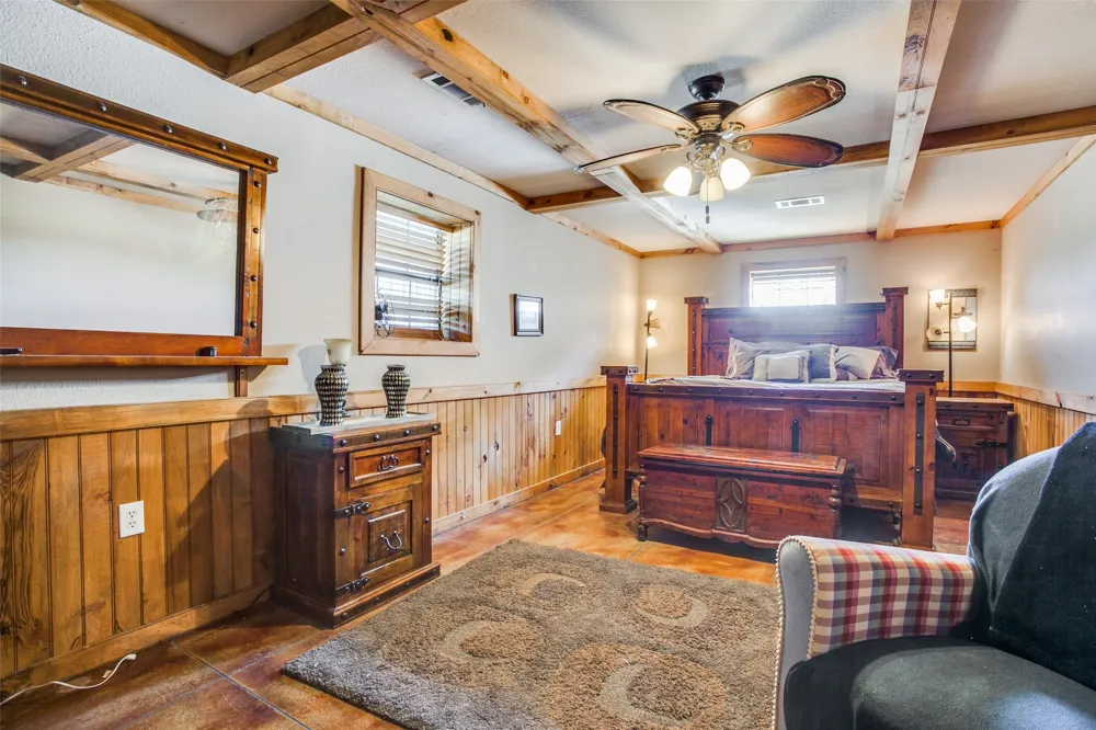 1510 Hawkins Road Whitesboro, TX 76273