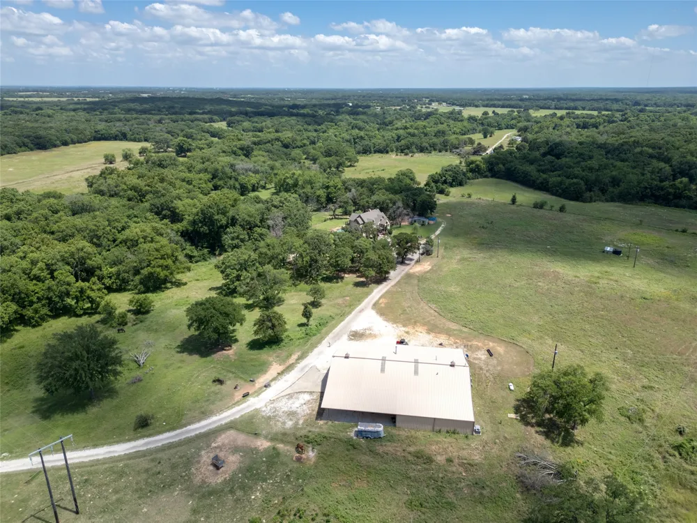 1510 Hawkins Road Whitesboro, TX 76273