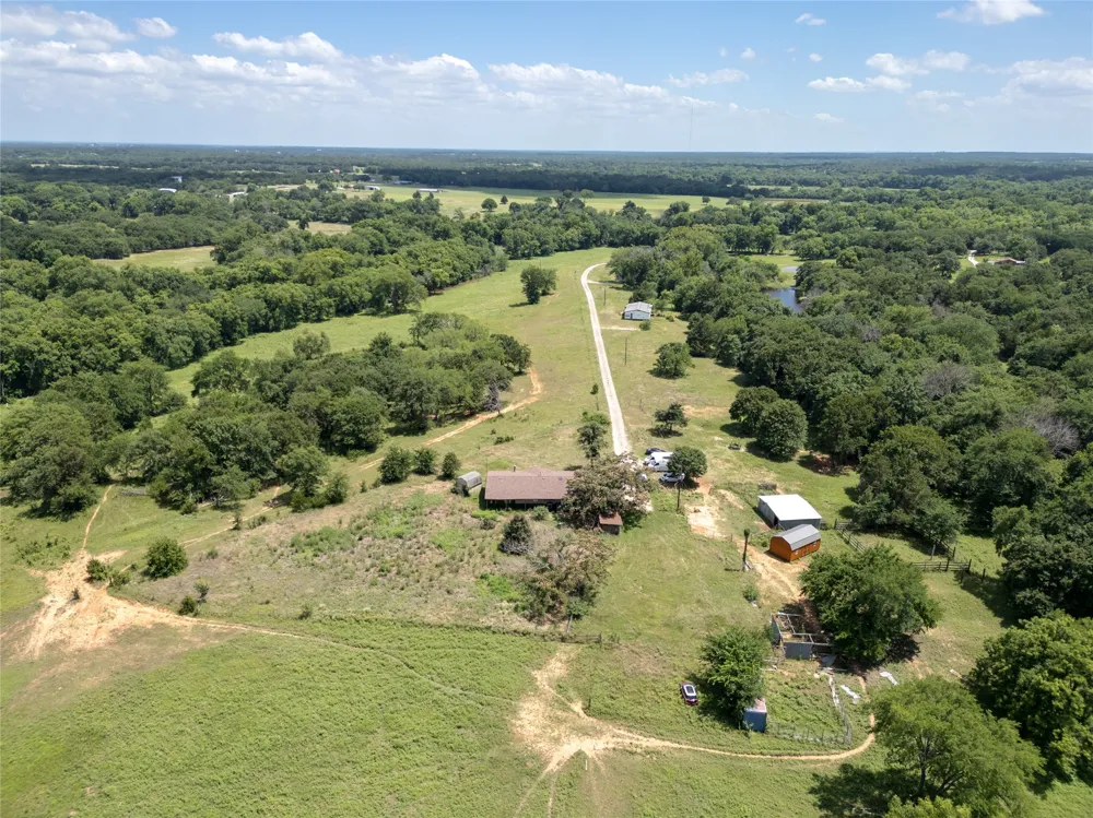 1510 Hawkins Road Whitesboro, TX 76273