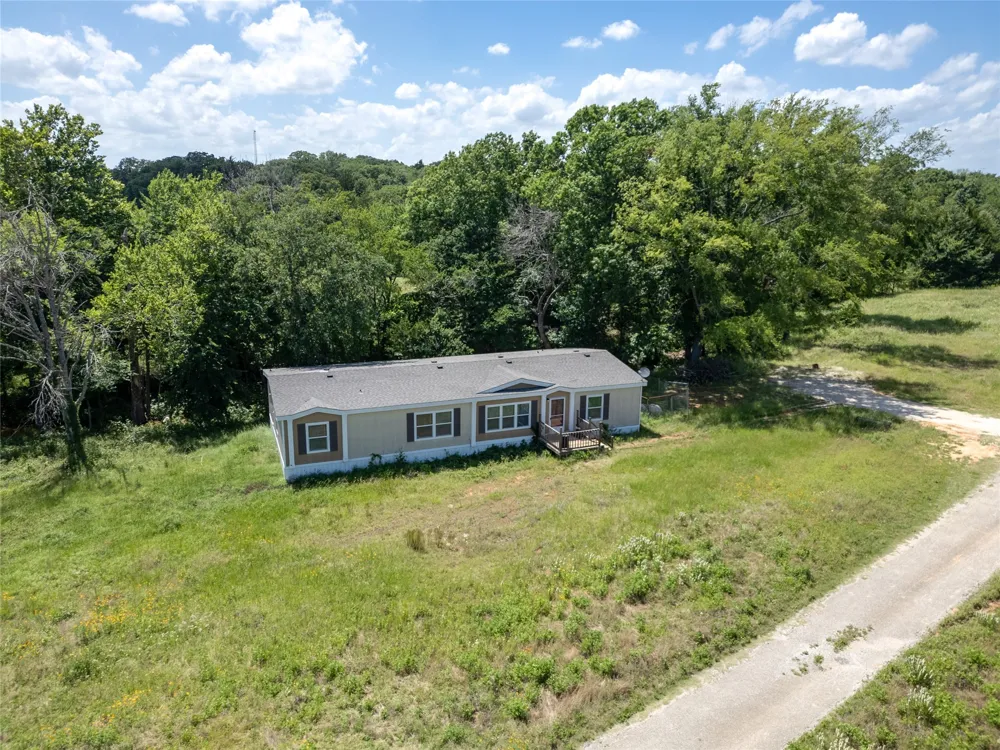 1510 Hawkins Road Whitesboro, TX 76273