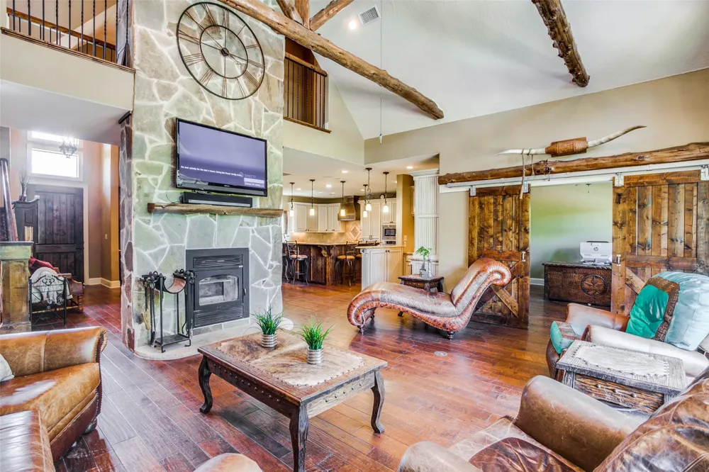 1510 Hawkins Road Whitesboro, TX 76273