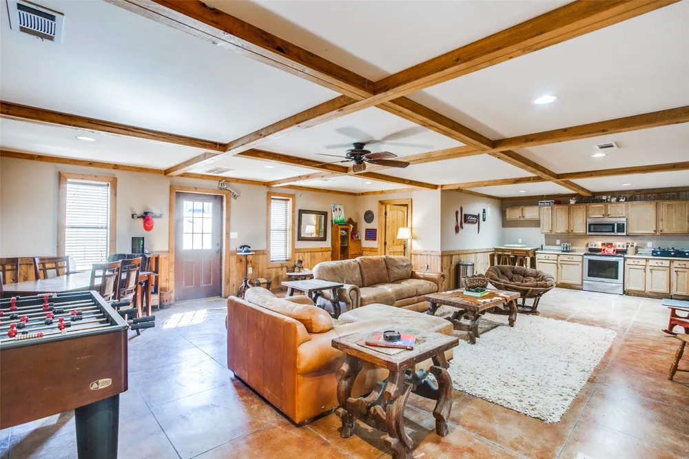 1510 Hawkins Road Whitesboro, TX 76273
