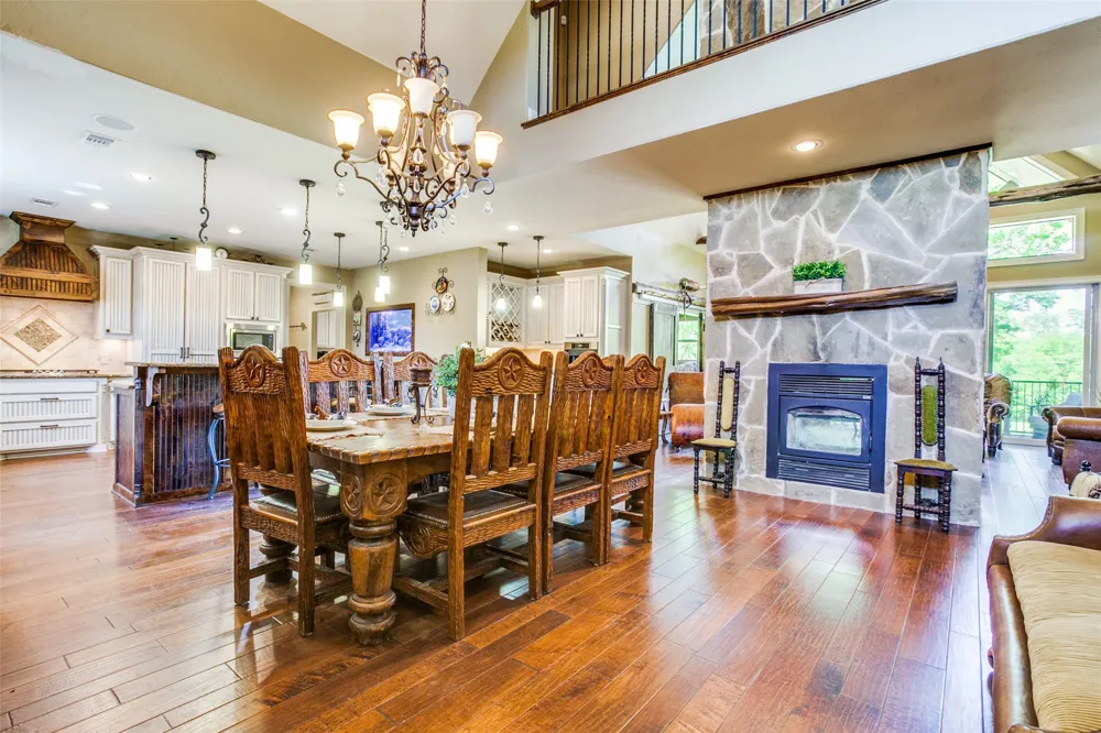 1510 Hawkins Road Whitesboro, TX 76273