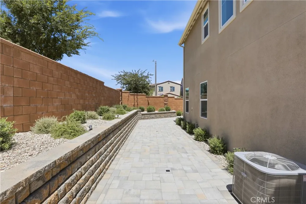 4089 Spring Haven Lane Corona, CA 92883