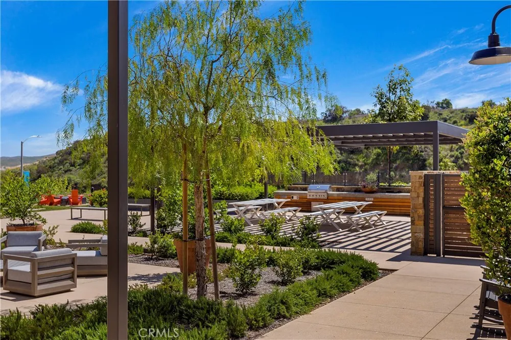 4089 Spring Haven Lane Corona, CA 92883