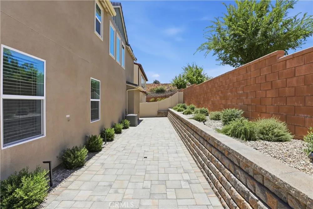 4089 Spring Haven Lane Corona, CA 92883