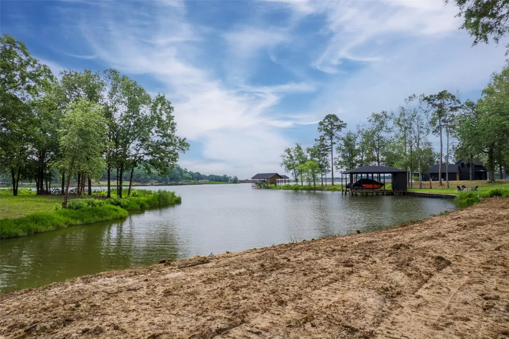Eagle's Nest Circle Mount Vernon, TX 75457