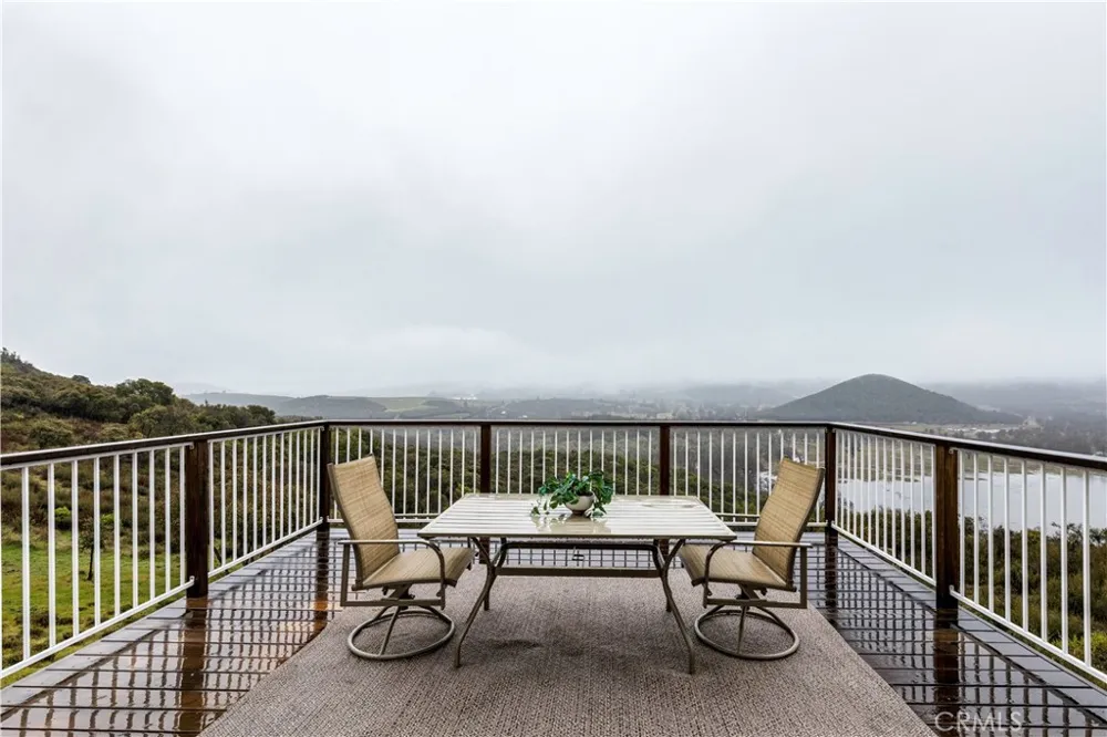 5681 Ponca Way Kelseyville, CA 95451