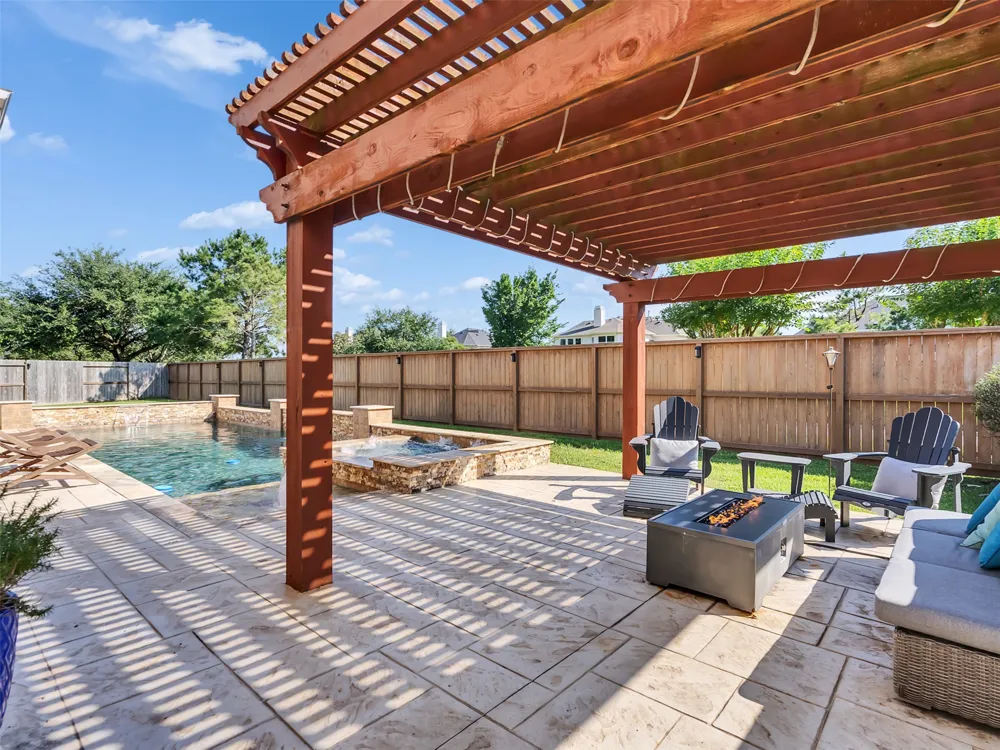 607 Ivory Stone Lane League City, TX 77573