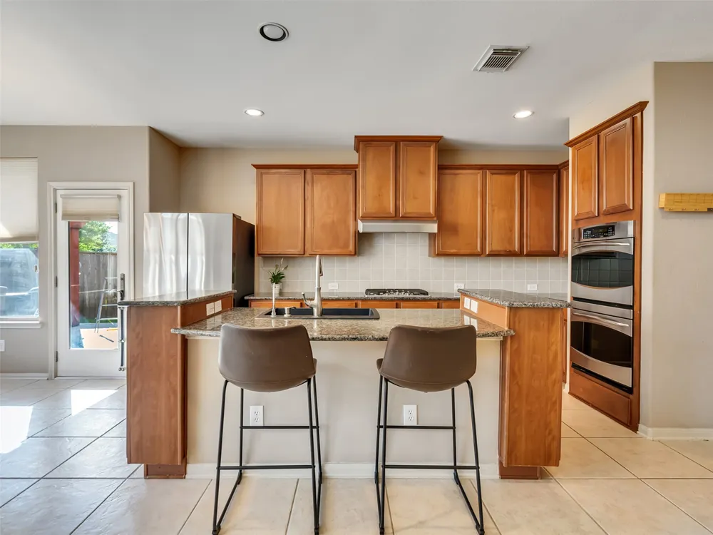 607 Ivory Stone Lane League City, TX 77573