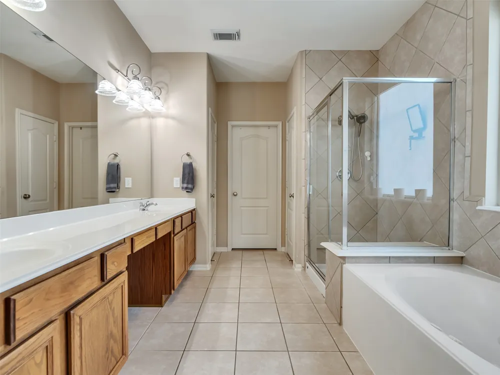 607 Ivory Stone Lane League City, TX 77573