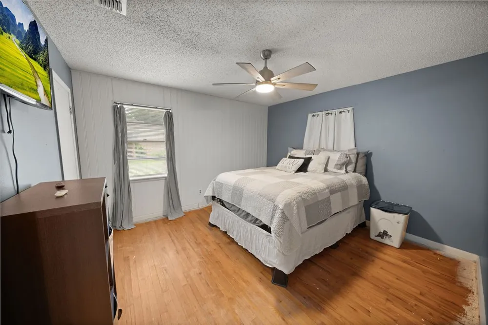 403 Ridgewood Palestine, TX 75803