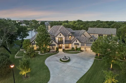 517 Pine Island Circle