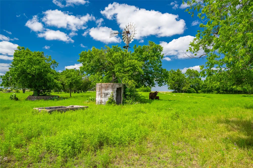 9750 Fm-243 Bertram, TX 78605