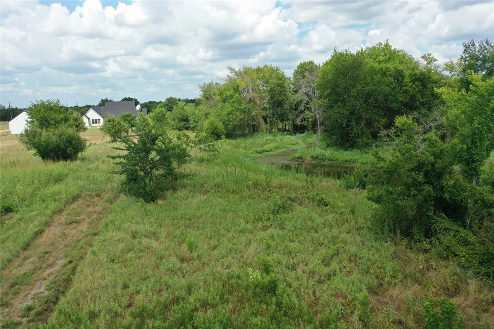 2257 County Road 280 Kaufman, TX 75142