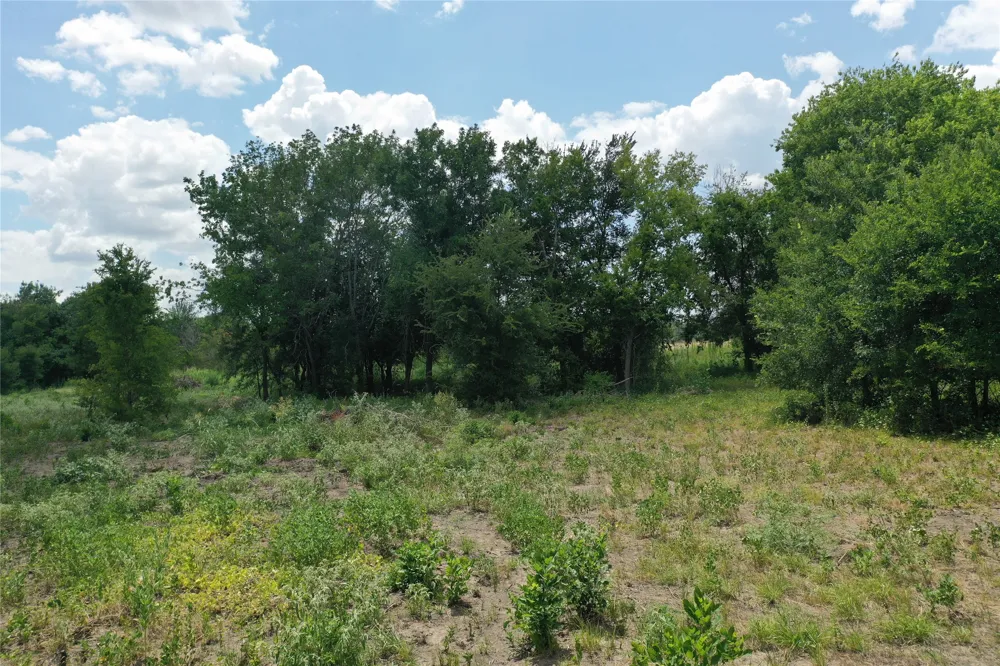 2257 County Road 280 Kaufman, TX 75142