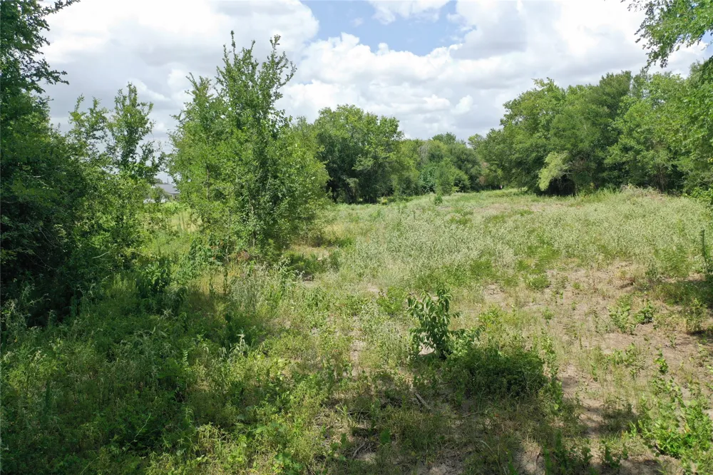 2257 County Road 280 Kaufman, TX 75142