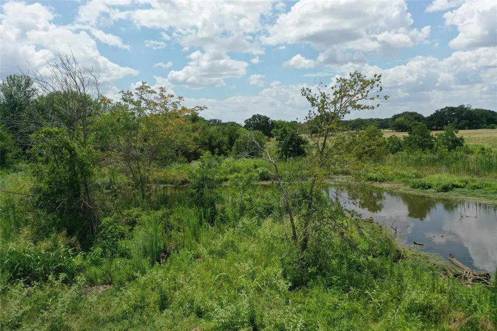2257 County Road 280 Kaufman, TX 75142