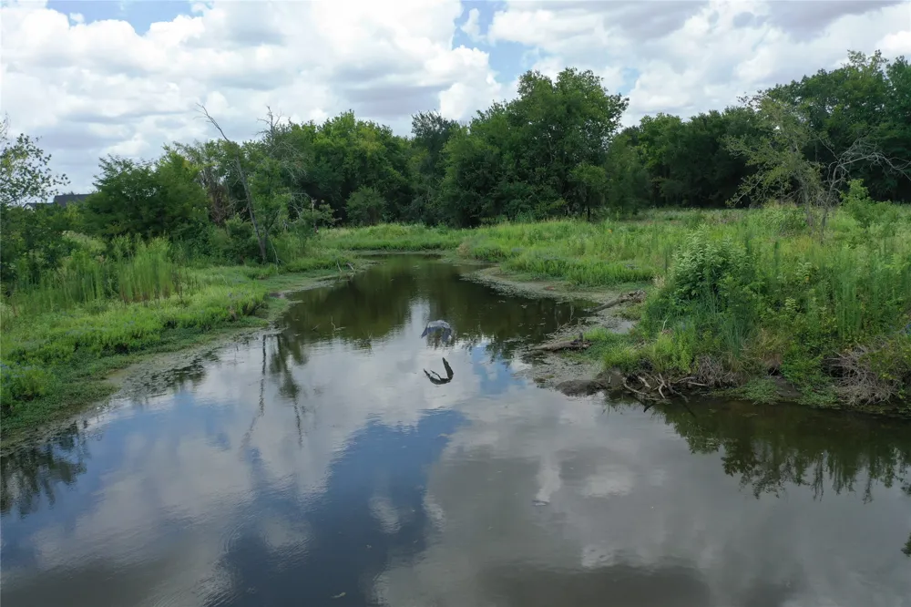 2257 County Road 280 Kaufman, TX 75142