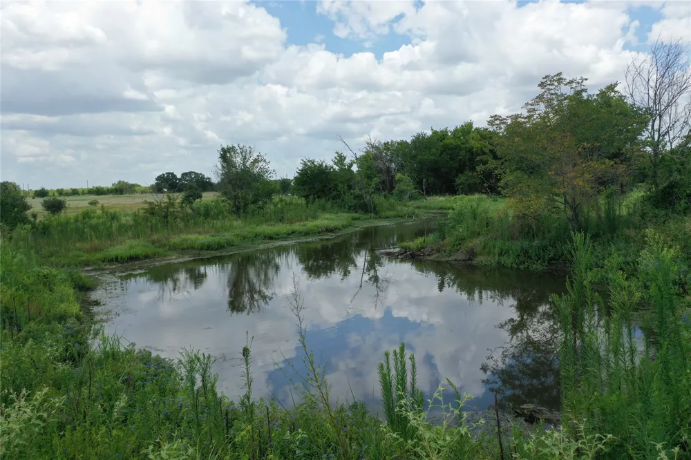 2257 County Road 280 Kaufman, TX 75142