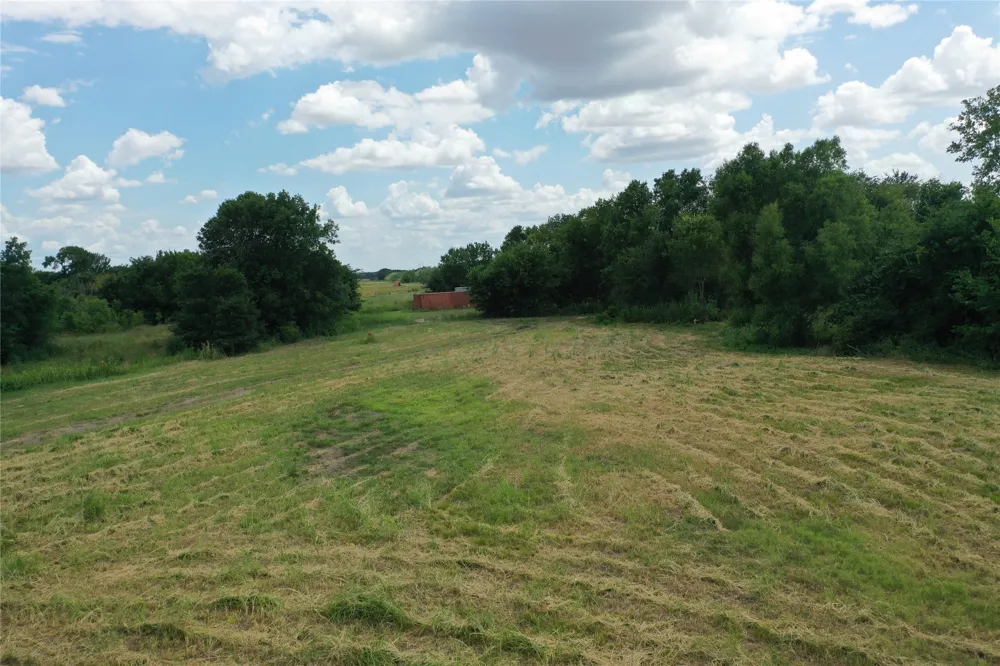 2257 County Road 280 Kaufman, TX 75142