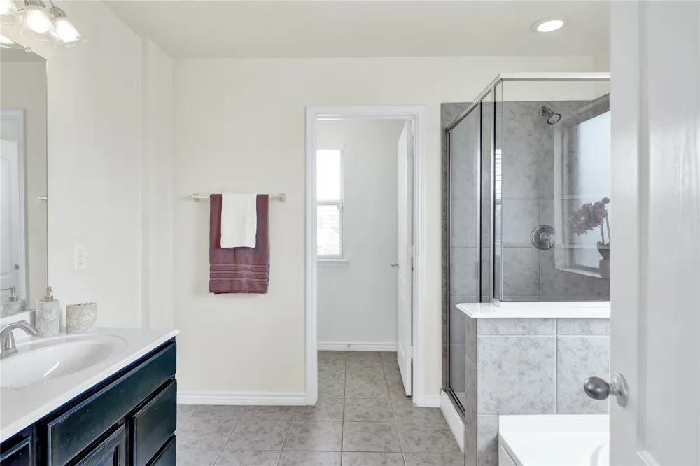 728 Snapdragon Lane DeSoto, TX 75115