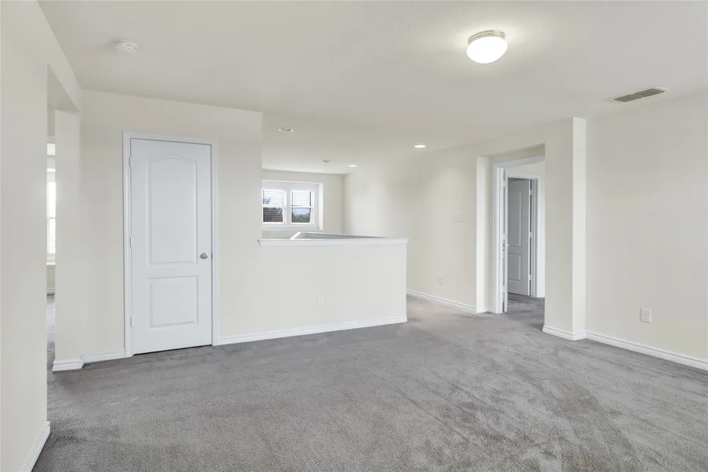 728 Snapdragon Lane DeSoto, TX 75115